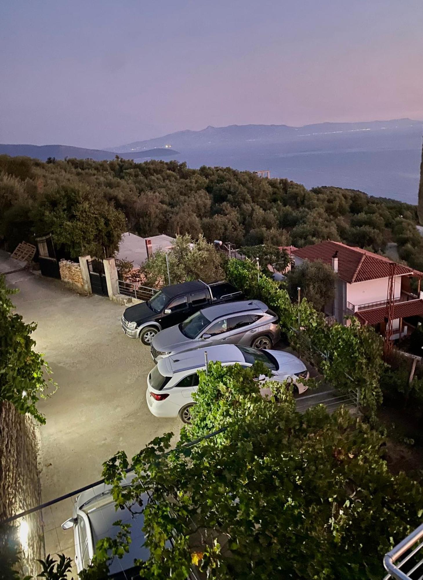 Erika'S House Daire Lukovë Dış mekan fotoğraf